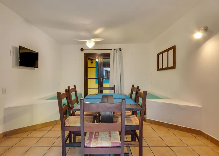 Residencial Vila Do Sol, Apartamentos Com Pe Na Areia Bombinhas